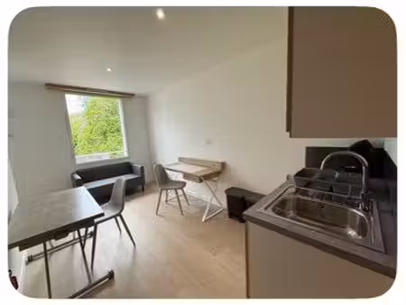 studio meublé 25-30 m² – 395 tout compris - climatisé / chauffage