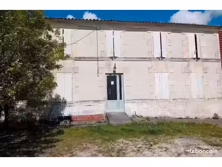 corps de ferme charentais  5 hectares de potentiel
