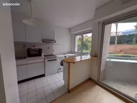 2 pièces dans résidence standing verdoyante