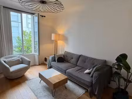 appartement meublé 2 pièces 44m²