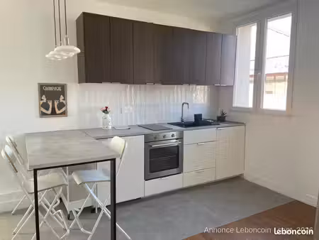 t2 meublé 37 m² rénové – vanves  métro 12/13 – dpe c