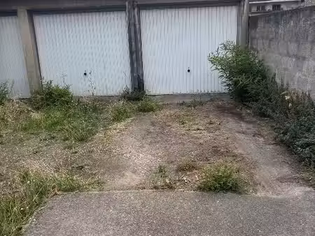 à louer box extérieur de 12 m² – bois-colombes