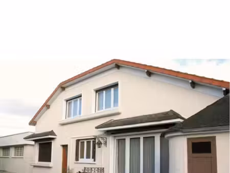 pavillon 6 pièces + bâtiment indépendant