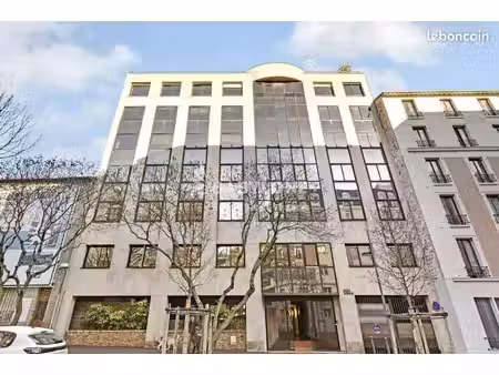 bureaux 138 m²