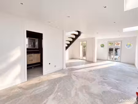 maison 4 pièces 92 m²