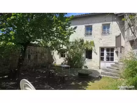 maison 12 pièces 340 m²