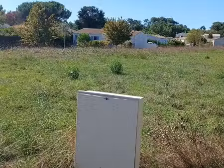 terrain à bâtir de 601 m² à les mathes (17)