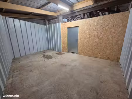 box garde meuble 18 m² accès 24/7
