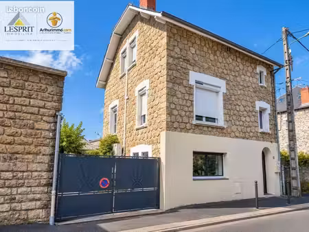 propriété 2 pièces 80 m²