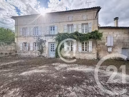 maison 4 pièces 143 m²