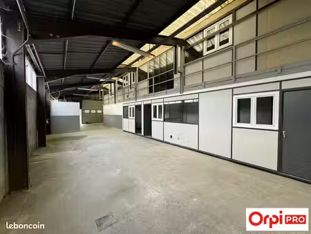 local d'activité 330 m²