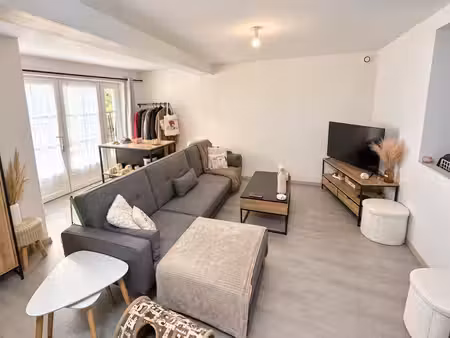 immeuble rénové avec 5 appartements