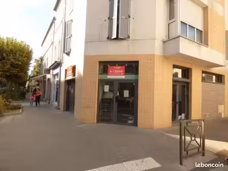 commerce restaurant  salon de thé 97 m²