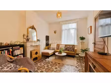 maison semi-individuelle 110 m² - jardin