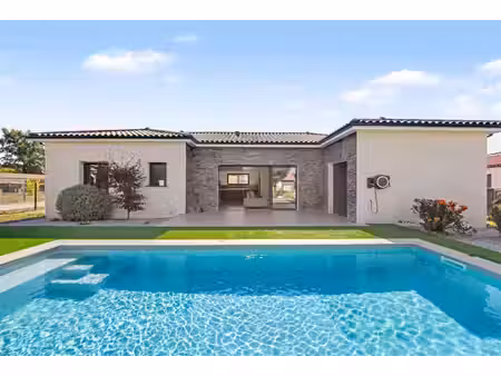 maison villa 152 m² canals — plain-pied avec jardin et piscin