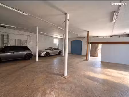 local d’activité  entrepôt 117 m² 2parkings