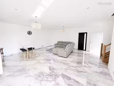 maison 4 pièces 112 m²