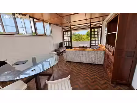 t3 meublé 76 m² – balcon et jardin privatif – cayenne