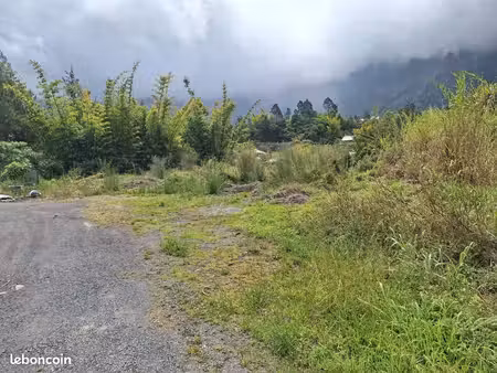 terrain 842 m² cilaos