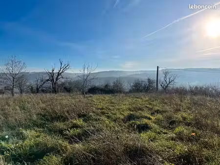 terrain 1 780 m² beynat