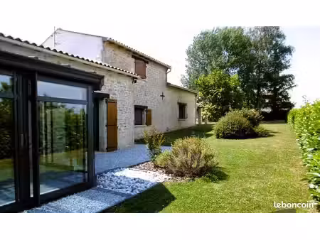 maison charentaise
