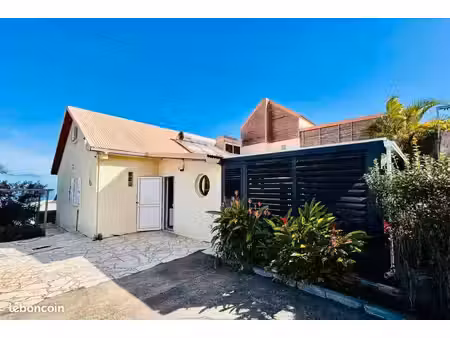 a vendre maison familiale sur jean petit saint joseph
