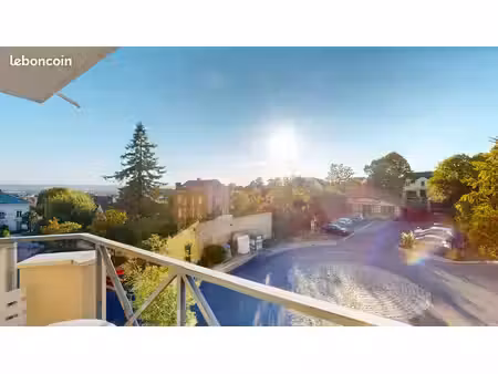 studio 1 pièce 31 m²