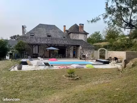 longère 6 pièces 211 m²