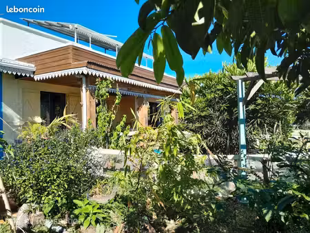 maison f7/8-180 m²-terrain 1200 m²-bdn sainte clotilde (97490)