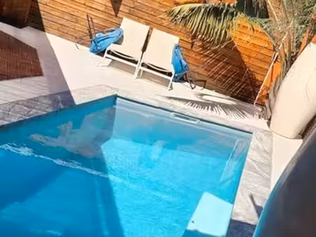 t2 meublé avec piscine