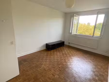 studio meublé