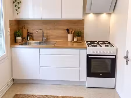 ? t4 70 m² – 3 chambres – cuisine neuve ? – vue panoramique ? – balcon  garage & cave – tu