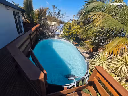 maison meublée 3 chambres et piscine à piton des goyaves
