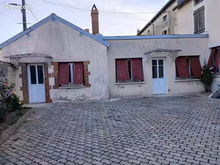 loue maison t3 village 21520 louesme