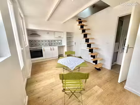 appartement 32 m² + mezzanine - 200 m de la plage - parking
