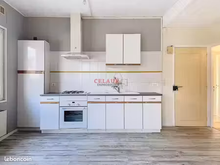 appartement 3 pièces 55 m²