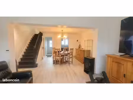 maison 5 pièces 84 m²