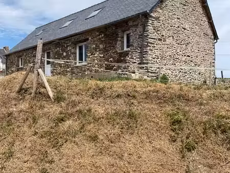 maison saint caradec