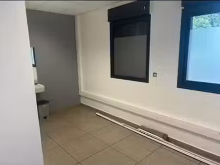 local commercial à louer