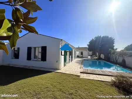 maison 6 pièces 198 m²