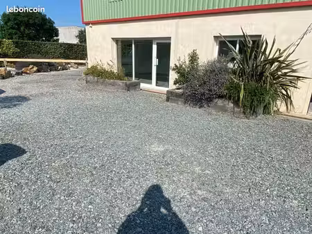 local commercial 40 m2