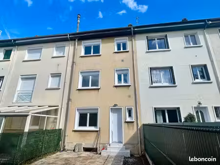 pavillon 5 pièces 103 m²