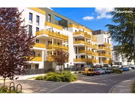 appartement t3 - terrasse - parking - cave