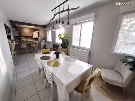 appartement 6 pièces 176 m²