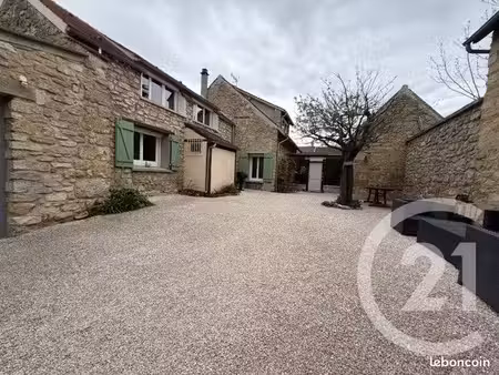 ferme 6 pièces 160 m²