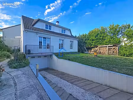pavillon 5 pièces 130 m²