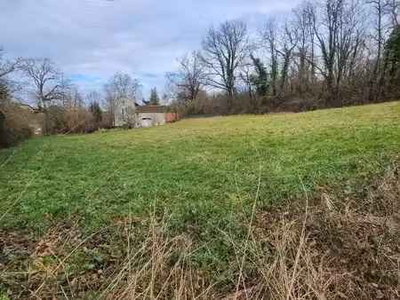 terrain 2 303 m² riberac