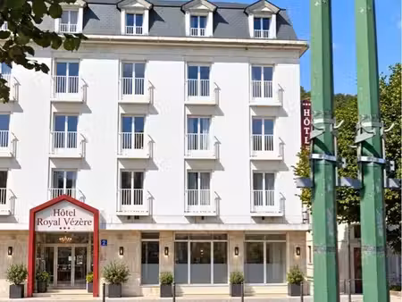 à louer local commercial n°1 - le bugue