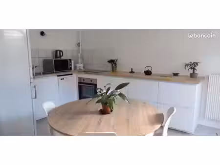appartement t2 en rdc avec terrasse fermée à besançon saint-claude dans une copropriété ca