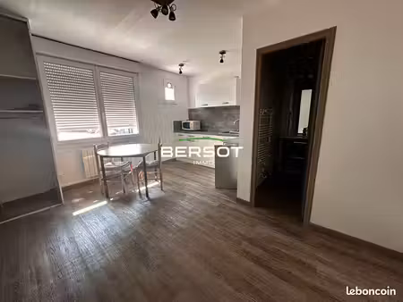studio 1 pièce 21 m²